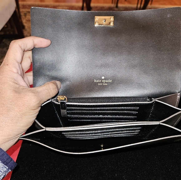 Kate Spade Wallet - Picture 3 of 9